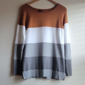 Light weight sweater